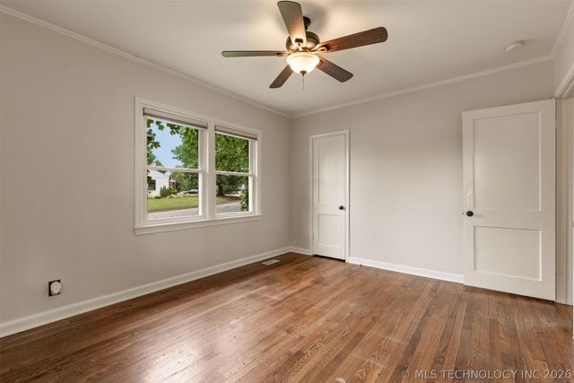 2433 Gary Place, Tulsa, OK 74114