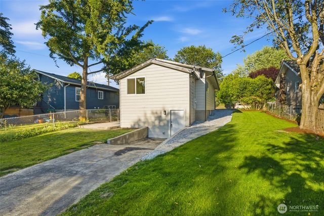 4308 A St, Tacoma, WA 98418