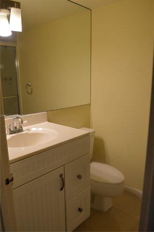 200 Leslie Dr 303, Hallandale Beach, FL 33009