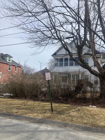 24 Glenwood Avenue, Pittsfield, MA 01201