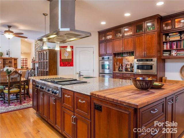 1468 Mount Olivet Road, Zirconia, NC 28790