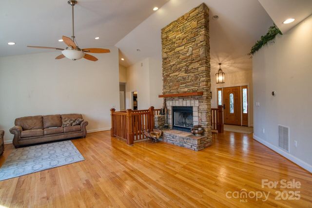 1468 Mount Olivet Road, Zirconia, NC 28790