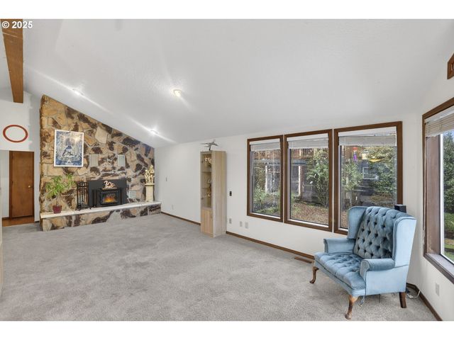 1730 6TH St, Columbia City, OR 97018