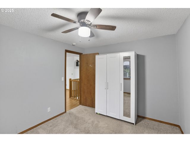 1730 6TH St, Columbia City, OR 97018