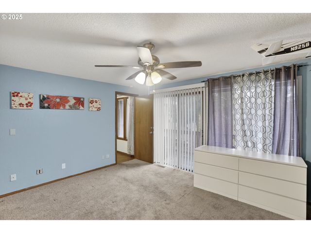 1730 6TH St, Columbia City, OR 97018