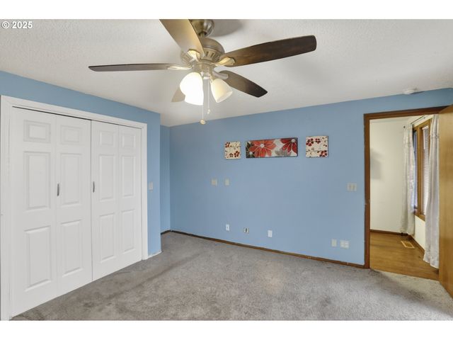 1730 6TH St, Columbia City, OR 97018