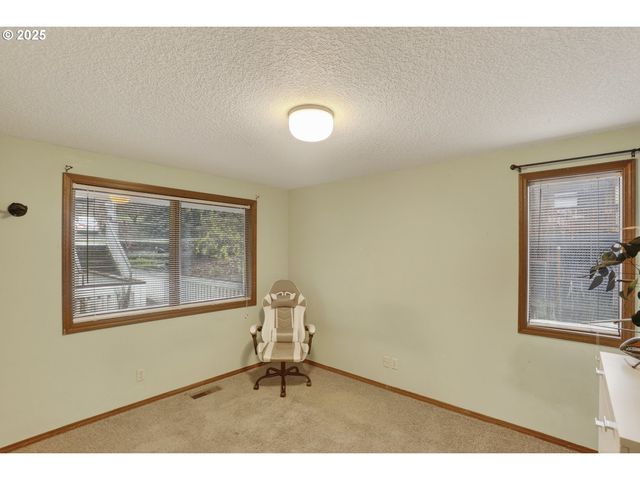 1730 6TH St, Columbia City, OR 97018