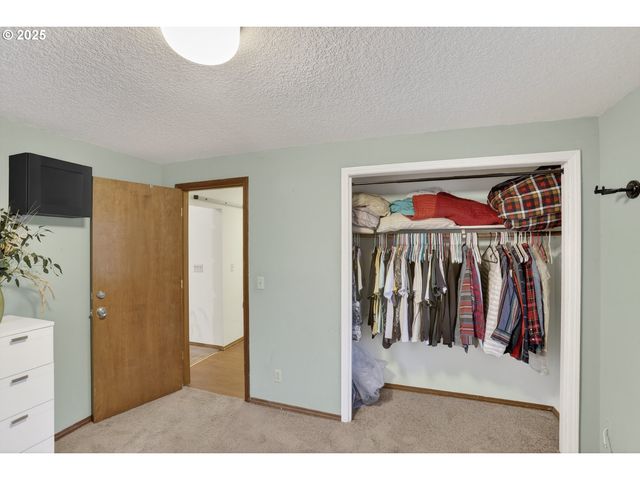 1730 6TH St, Columbia City, OR 97018