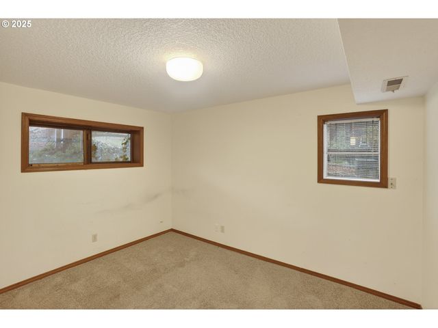 1730 6TH St, Columbia City, OR 97018