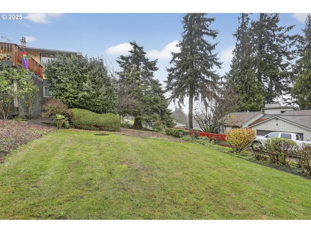 1730 6TH St, Columbia City, OR 97018