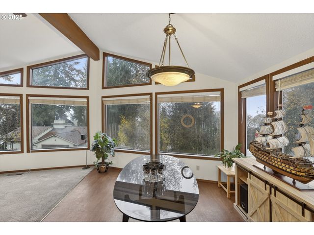 1730 6TH St, Columbia City, OR 97018