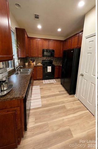 734 Lumber Lane, Charlotte, NC 28214