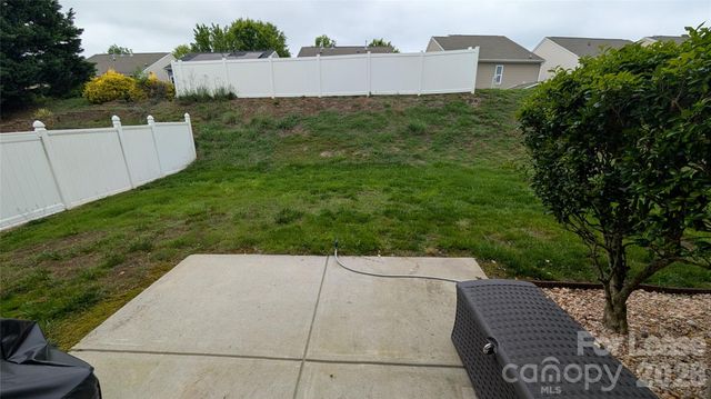 734 Lumber Lane, Charlotte, NC 28214
