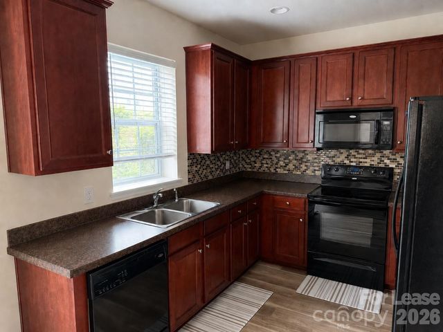 734 Lumber Lane, Charlotte, NC 28214