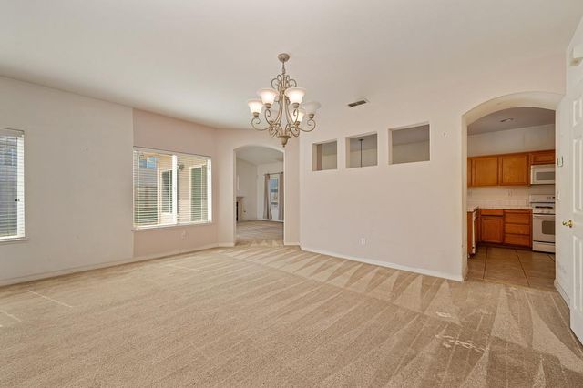 9446 Grasmeer Way, Elk Grove, CA 95624