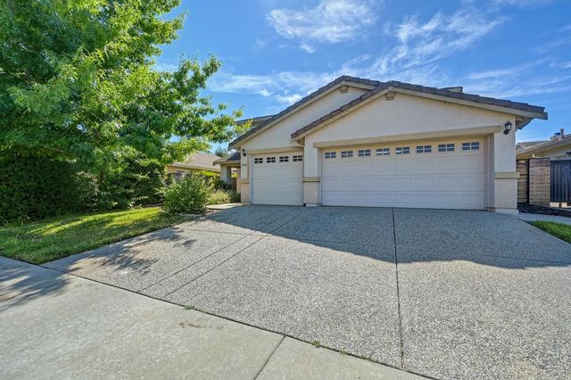 9446 Grasmeer Way, Elk Grove, CA 95624