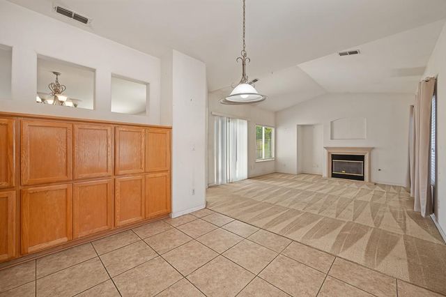 9446 Grasmeer Way, Elk Grove, CA 95624