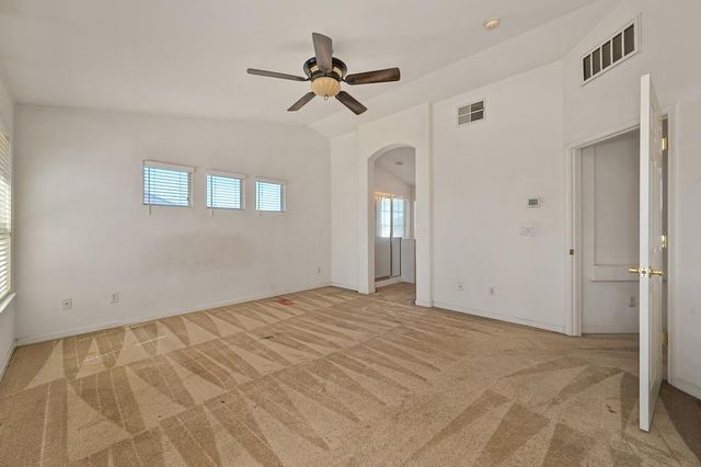 9446 Grasmeer Way, Elk Grove, CA 95624