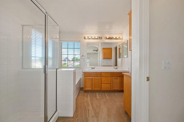 9446 Grasmeer Way, Elk Grove, CA 95624