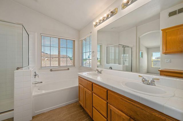 9446 Grasmeer Way, Elk Grove, CA 95624