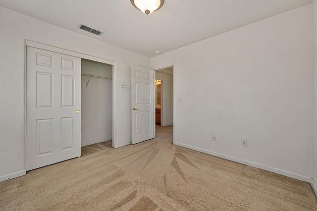 9446 Grasmeer Way, Elk Grove, CA 95624