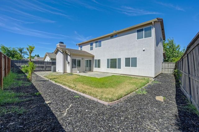 9446 Grasmeer Way, Elk Grove, CA 95624