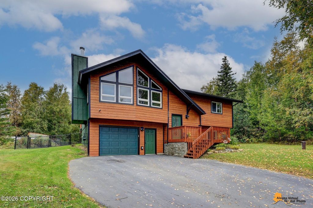 3200 N Dove Lane, Palmer, AK 99645
