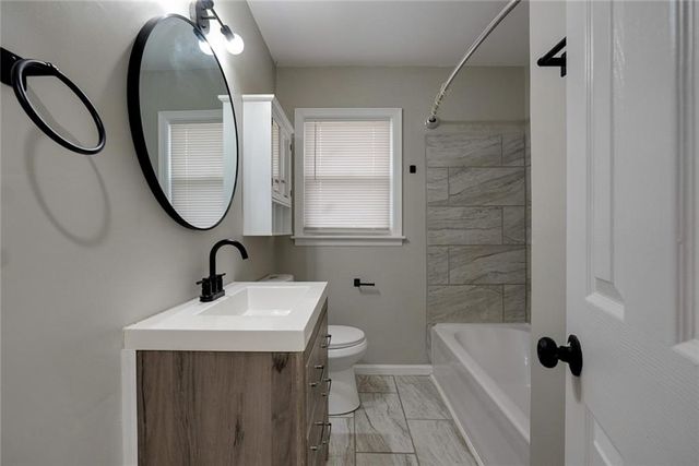 3701 S Scott Avenue, Independence, MO 64052