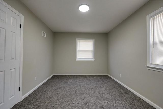 3701 S Scott Avenue, Independence, MO 64052