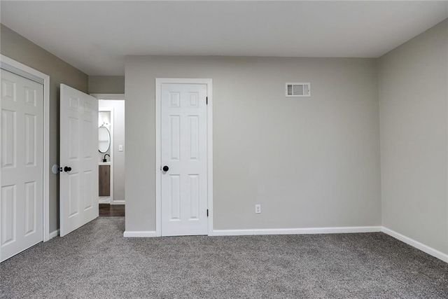 3701 S Scott Avenue, Independence, MO 64052