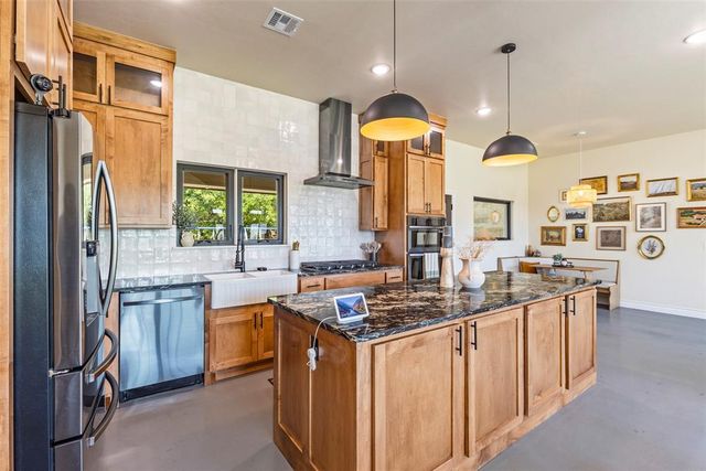 1074 Fawn Meadow Drive, Blanchard, OK 73010