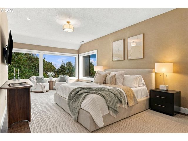748 Nw Macleay Blvd, Portland, OR 97210
