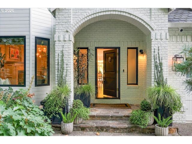 748 Nw Macleay Blvd, Portland, OR 97210