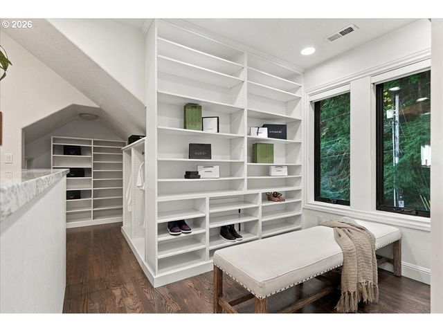 748 Nw Macleay Blvd, Portland, OR 97210