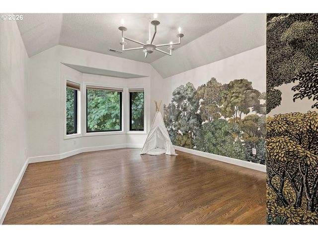 748 Nw Macleay Blvd, Portland, OR 97210
