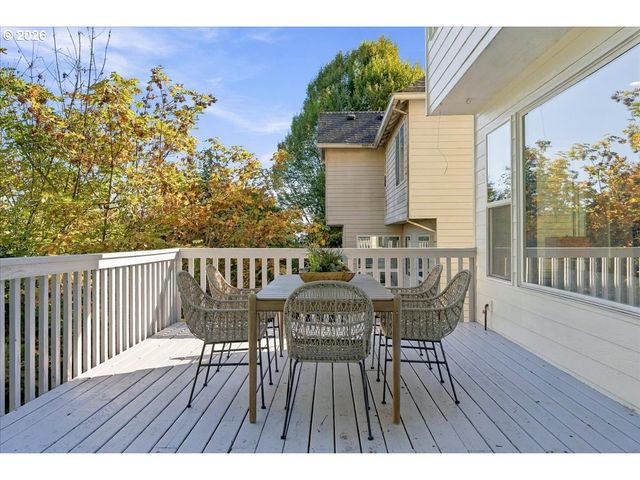 748 Nw Macleay Blvd, Portland, OR 97210