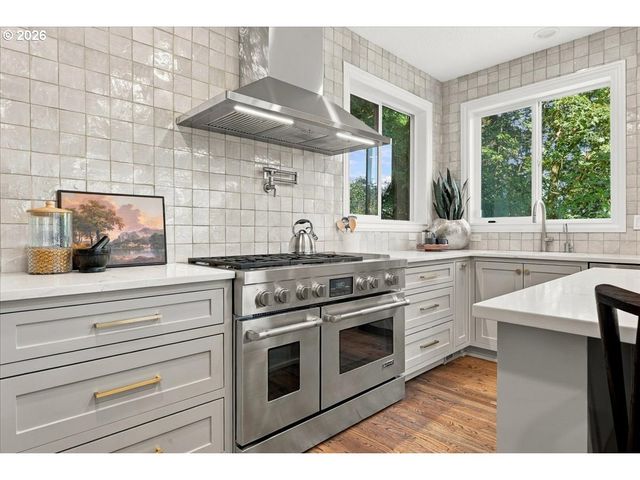 748 Nw Macleay Blvd, Portland, OR 97210