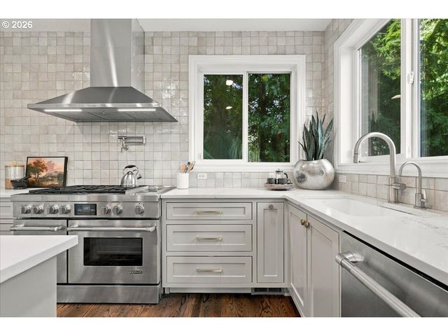 748 Nw Macleay Blvd, Portland, OR 97210
