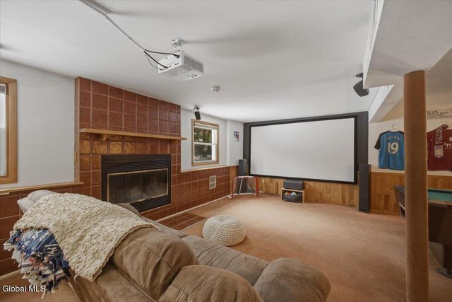 53 Brookline Drive, Clifton Park, NY 12065