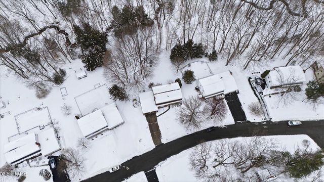 53 Brookline Drive, Clifton Park, NY 12065