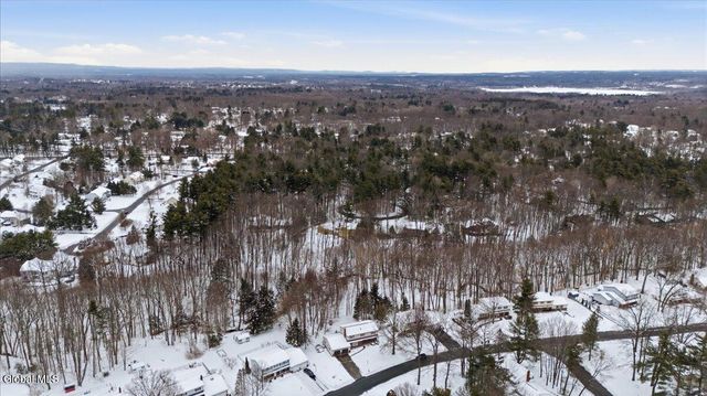 53 Brookline Drive, Clifton Park, NY 12065