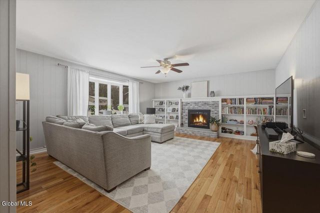 53 Brookline Drive, Clifton Park, NY 12065