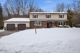 53 Brookline Drive, Clifton Park, NY 12065