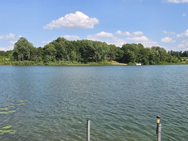 9621 Lakeview Drive, Jerome, MI 49249