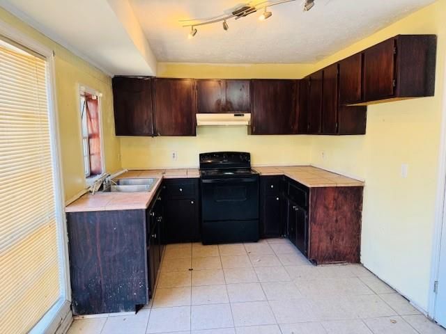 2872 Leisure Springs Circle, Decatur, GA 30034