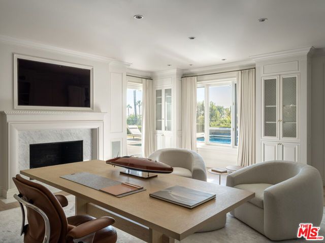 520 Stonewood Drive, Beverly Hills, CA 90210