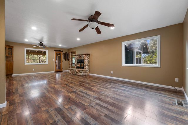 11650 Clinton Bar Rd, Pine Grove, CA 95665