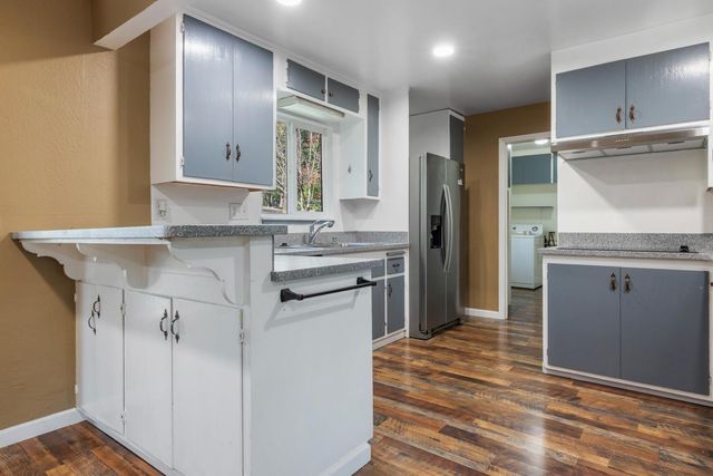 11650 Clinton Bar Rd, Pine Grove, CA 95665