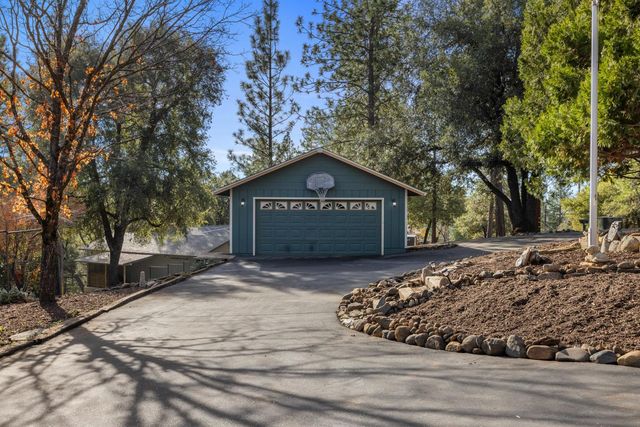 11650 Clinton Bar Rd, Pine Grove, CA 95665