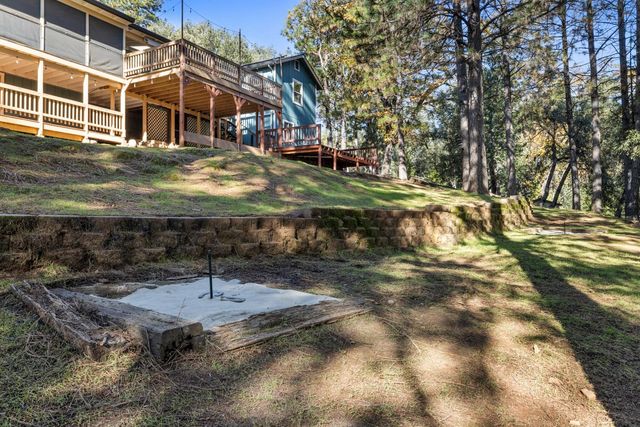 11650 Clinton Bar Rd, Pine Grove, CA 95665